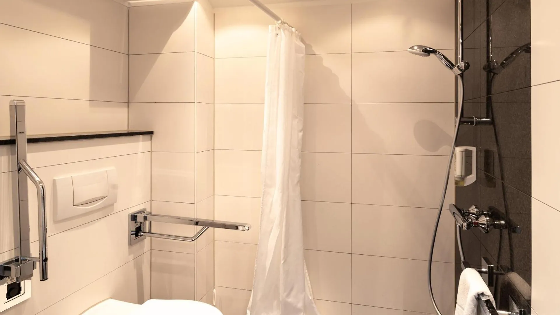 B&B Hotel Hannover-Lahe