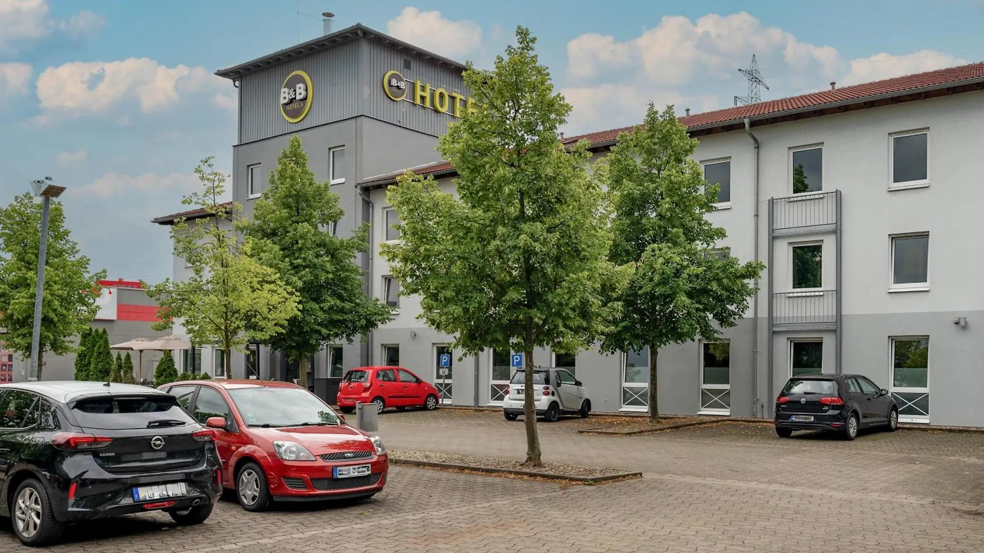 B&B Hotel Hannover-Lahe contacts